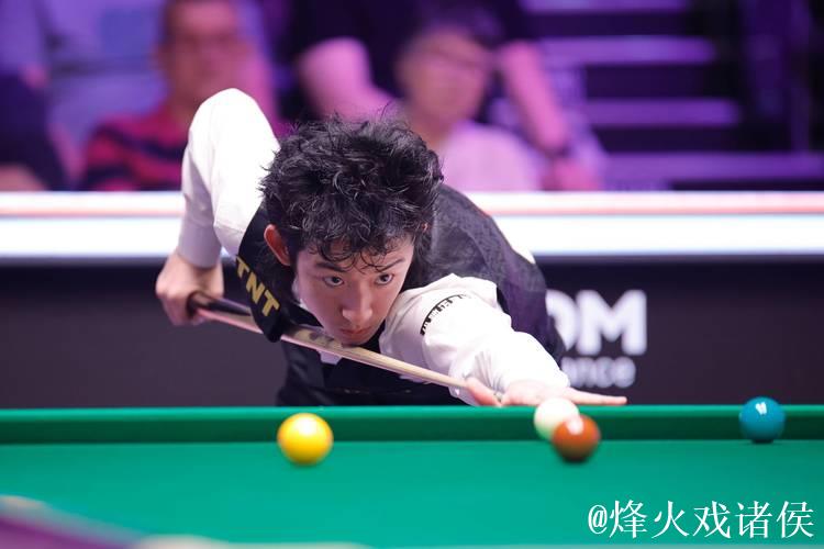 吴宜泽1-6不敌罗伯逊 无缘斯诺克英锦赛八强