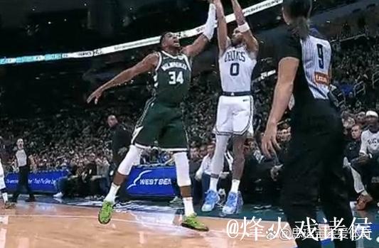 塔图姆31+12完胜字母哥43+13 凯尔特人逆袭雄鹿 塔图姆31+12完胜字母哥43+13 凯尔特人逆袭雄鹿